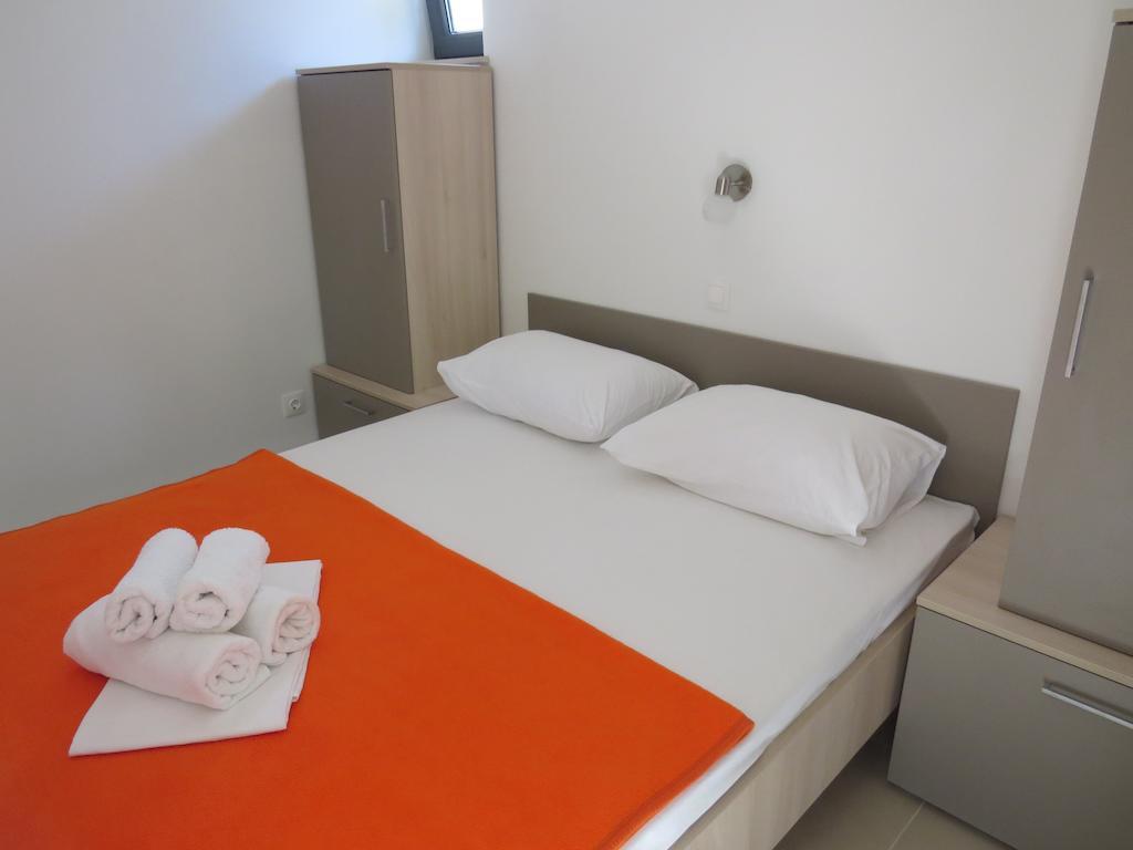 Camping Mia Bungalow & Mobile Home Biograd Na Moru Cameră foto